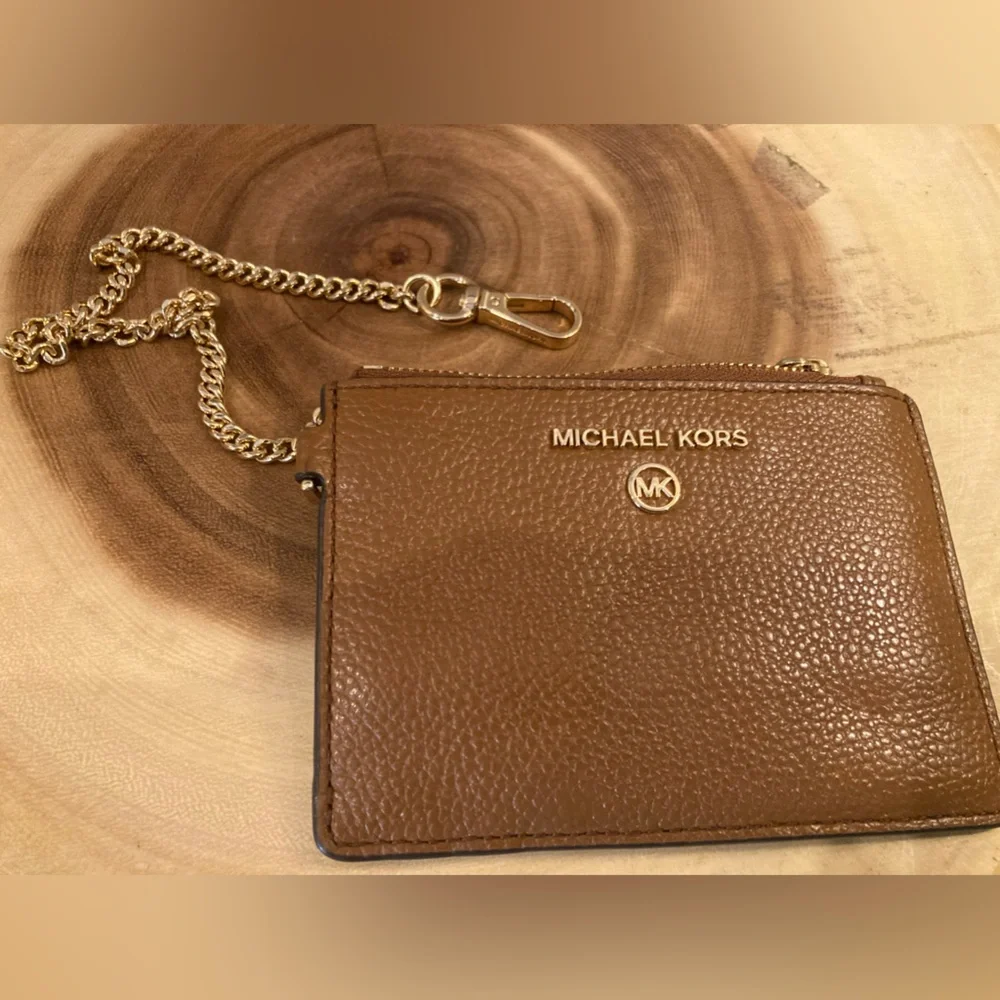 MICHAEL KORS Brown Card‎ ID Chain Wrislet Wallet with Keychain Luggage Tan